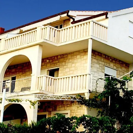 Appartement In With Seaview, Terrace, Air Condition, Wifi