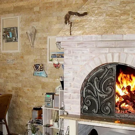 In With Seaview, Terrace, Air Condition, Wifi Appartement Trogir