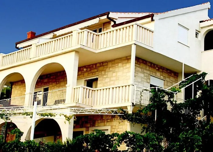 Appartement In With Seaview, Terrace, Air Condition, Wifi