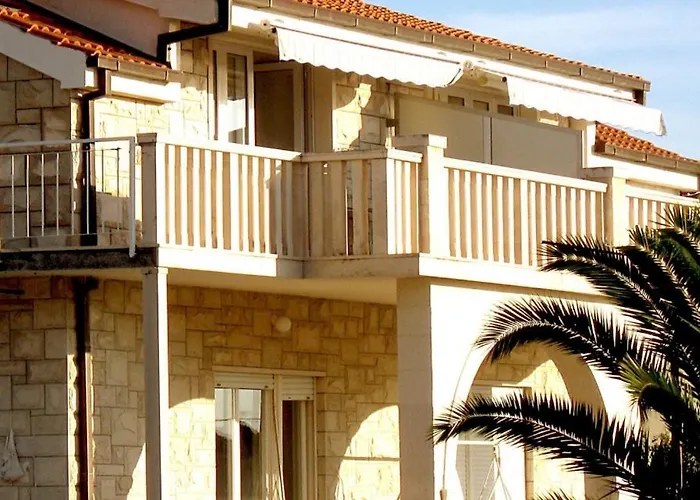 In With Seaview, Terrace, Air Condition, Wifi * Trogir