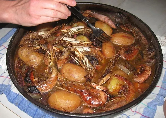 In With Seaview, Terrace, Air Condition, Wifi Appartement Trogir