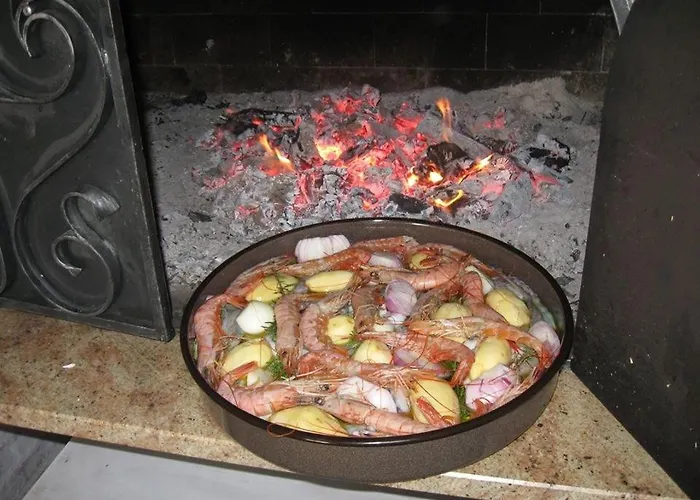 In With Seaview, Terrace, Air Condition, Wifi Appartement Trogir